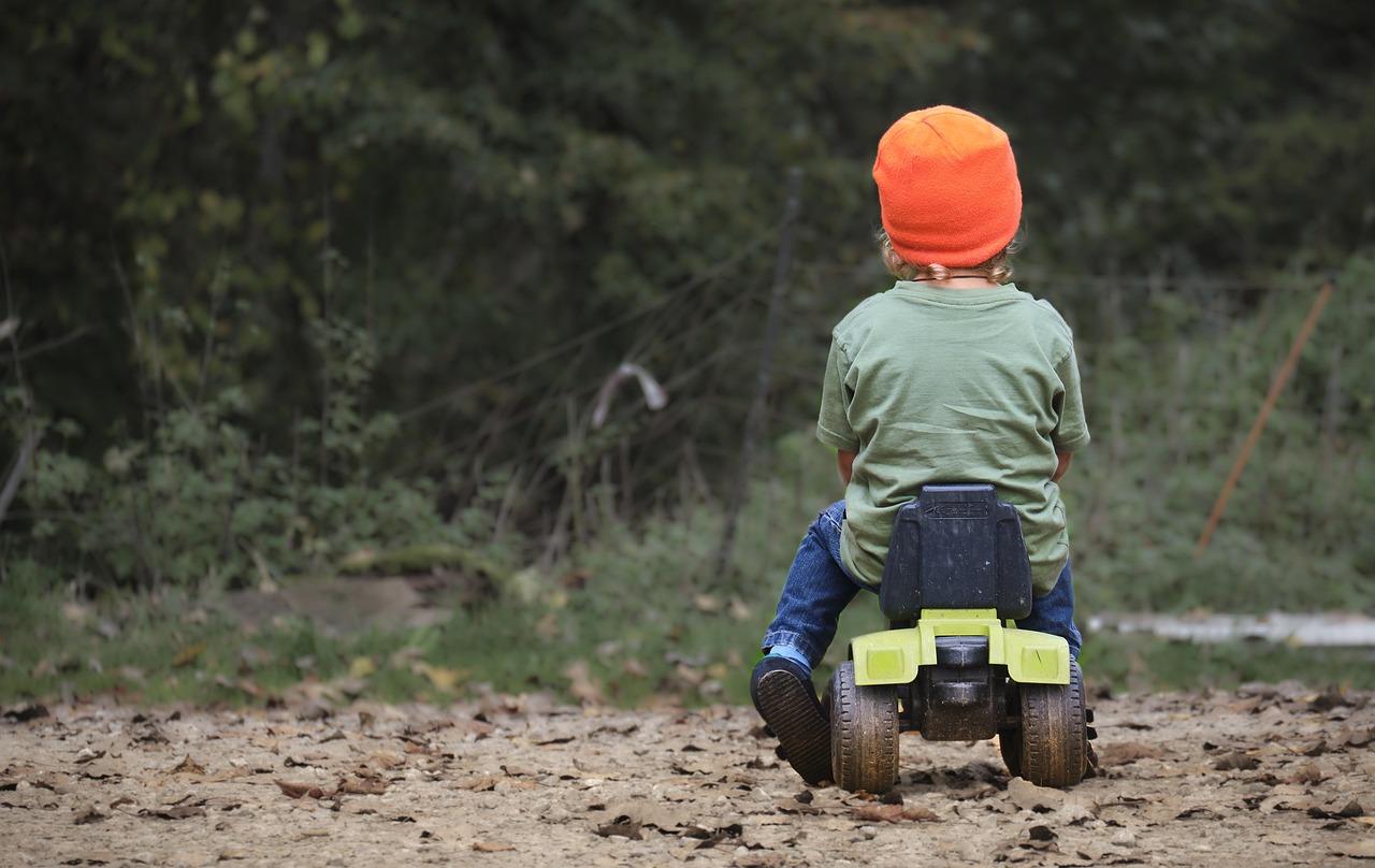 tractor, exit, to play, child, opportunity, game, freedom, future, goal, chance, decision, path, ride, on the way, game vehicle, vehicle, bobby-car, tractor, tractor, tractor, opportunity, opportunity, opportunity, opportunity, opportunity